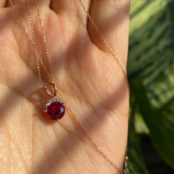 10k Rose gold 🌹 Red Ruby necklace - Picture 9 of 13